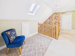 First Floor Landing- click for photo gallery